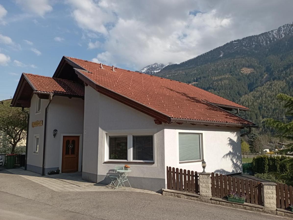 Haus Edelweiss Moelltal Apartman Flattach Kültér fotó